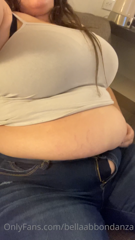 237532488_fucking-jeans-are-too-tight-my-guts-gotten-fat-and-swolle_0.m4v
