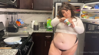 169950248_wife-fails-diet-you-come-home-from-a-rather-mundane-day-at_0.mp4