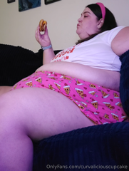 1203627613_a-wendy-s-stuffing-how-much-do-you-think-i-can-eat_9.mp4
