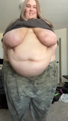 1711982104_please-let-me-be-the-fat-party-piggy-who-walks-around-fatted_0.mp4