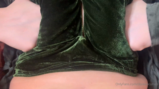 264726092_squishing-tiny-with-my-massive-tits_0.m4v