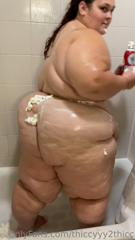 587242981_a-whole-lot-of-sticky-fun_0.m4v