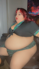 1547528600_i-filmed-a-20-minute-long-chick-fila-stuffing-you-wanna-see_0.mp4