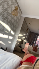 1118287836_wanna-join-me-for-a-lazy-sunday-in-bed_0.mp4
