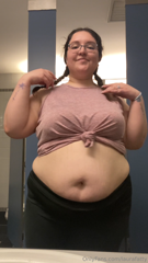 1127387137_i-think-that-my-belly-is-the-most-beautiful-belly-in-the-gym_1.mp4