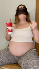 1556608609_been-a-while-since-i-went-on-a-good-fast-food-binge_0.mp4