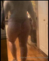 246662651_caught-her-big-ass-waddling-away-in-the-reflection_0.m4v