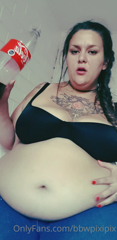 124614251_second-video-of-two-after-drinking-1-5lt-of-soda-i-have-t_0.mp4