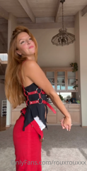 374982816_listen-up-babes-this-is-all-the-info-for-the-next-live_0.mp4