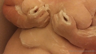 29512740_soaping-up-my-tits-so-they-are-nice-and-clean-for-when-i-get_0.m4v