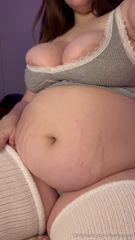 1565810796_the-stretch-marks-are-going-crazy_4.mp4