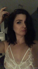 11793216_behind-the-scenes-part-1-from-last-nights-shoot_0.mp4