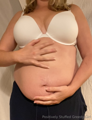 794773986_day-3-continued-look-how-tight-my-belly-is-at-the-top-my_0.mp4