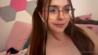 1055597672_can-i-be-ur-cuddly-e-girl-id-even-play-video-games-with-y_3.mp4