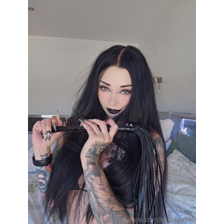 3000x4000_0501a225aa46750693a87daddbf8b95a.jpg