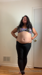 60455805_belly-flattering-yoga-poses-fun-fact-i-used-to-do-a-lot-of_0.m4v