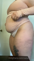 375330389_heres-a-little-bundle-for-you_0.m4v