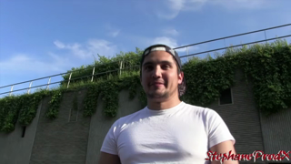 Un Amateur Invite Chez Stephaneprodx.mp4