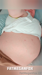 572300288_last-empty-belly-pics-in-this-house-it-s-moving-day_1.m4v