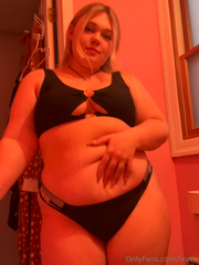 912397651_would-you-fuck-me-in-a-hot-tub_28.mp4