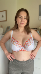 Autumn Shades - Plunge bra.mp4