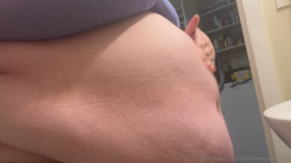 677522803_fuck-i-love-how-much-bigger-im-getting_4.mp4