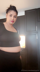 1805060286_good-morning-my-stomach-is-so-flat-in-the-morning-after-h_0.mp4