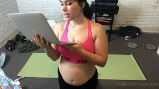 41161458_i-thought-i-made-myself-a-short-lil-workout-but-it-ended-up_0.m4v
