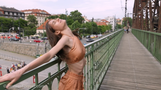 Leona Mia Flashing the Town [1b30e967].mp4