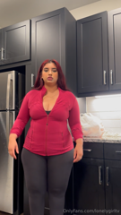 1762224843_damn-fat-really-does-look-good-look-at-that-double-chin-i_0.mp4