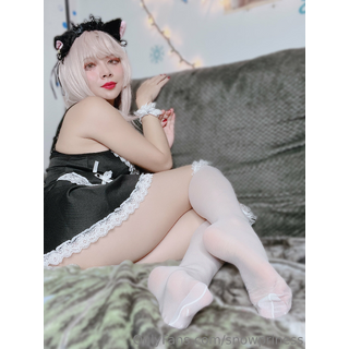 Upss I need to put my stockings back and go back to work soo.._8f8cb365-012f-4a68-a265-1b81d7030ec0.jpg