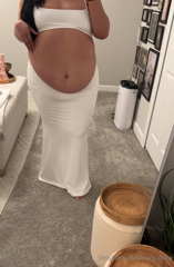 742442075_if-you-cant-tell-these-are-my-new-favorite-types-of-dresses_6.mp4