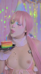 1162568029_nuevo-video-explicito-chicos-hace-poquito-fue-mi-cumple_1.mp4