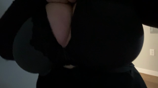 789553585_they-are-soo-squishy-and-jiggly-please-have-a-squeeze-i_14.m4v