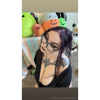 2026-04-22_Hello🖤🦇🍒_4417015762.jpg