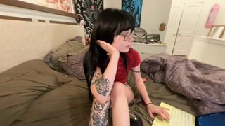 CB_bbycris03_26-04-08_07-05.mp4
