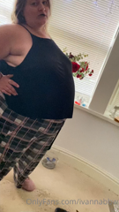 417639025_stuffed-food-food-more-food-then-some-more-you-know-when_5.m4v
