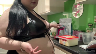 1472572480_video-17-weight-gain-shake-and-chocolate-cake_0.mp4