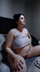 1389906692_curvy-and-big-belly-from-a-full-belly-to-a-gym-session-for_1.mp4