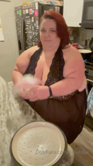 187149939_just-a-little-cooking_0.mp4