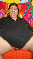 1753123314_march-8th-14th-2022350s-the-world-kept-on-spinning-and-i-k_10.mp4