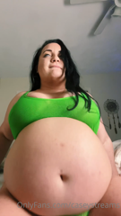 327896922_so-bouncy-its-wild-im-like-a-little-meatball_0.m4v