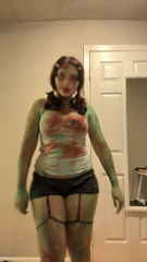 7568622810914999582 theswagbros777 🧟🧟‍♀️.mp4