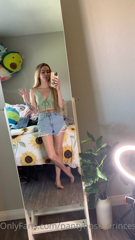 300976812_outfit-of-the-day-video_0.m4v