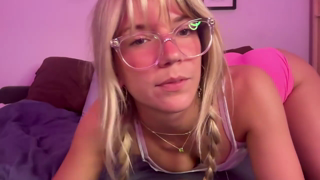 oliviahansleyy_chaturbate_2026-05-27_00-25-20-035-04.14.14.mp4