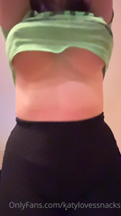 493574306_slow-motion-tittie-shake-should-i-try-to-twerk-next-time_0.m4v