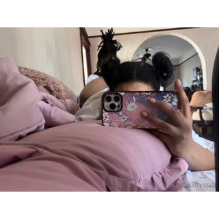 nbagothbatty_My_cute_little_girl_loves_spending_time_with_and_licking_on_mommy._👩🏻‍🤝‍👩🏽👩🏻👧🏽_4398458788.jpeg
