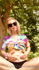 162706513_outside-belly-play_0.m4v