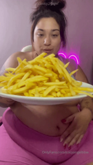 878322961_stuffing-and-weighing-day-211-in-this-clip-21minutes-big_0.mp4