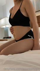 483760856_intense-belly-growls-belly-button-play-and-letting-my-bell_1.m4v